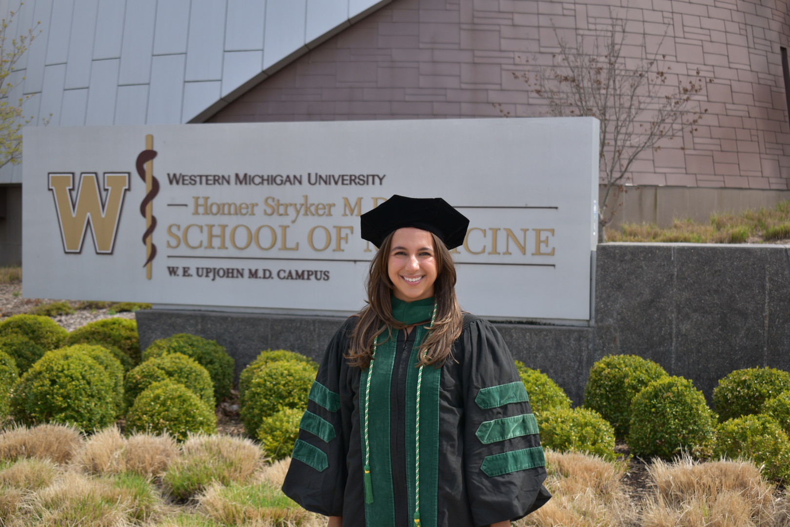 Dr. Samantha Dominguez Why Choose WMed Photo